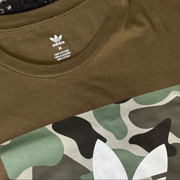NWOT: Adidas Men’s T-shirt Camo print, size M, back logo - Picture 2 of 3